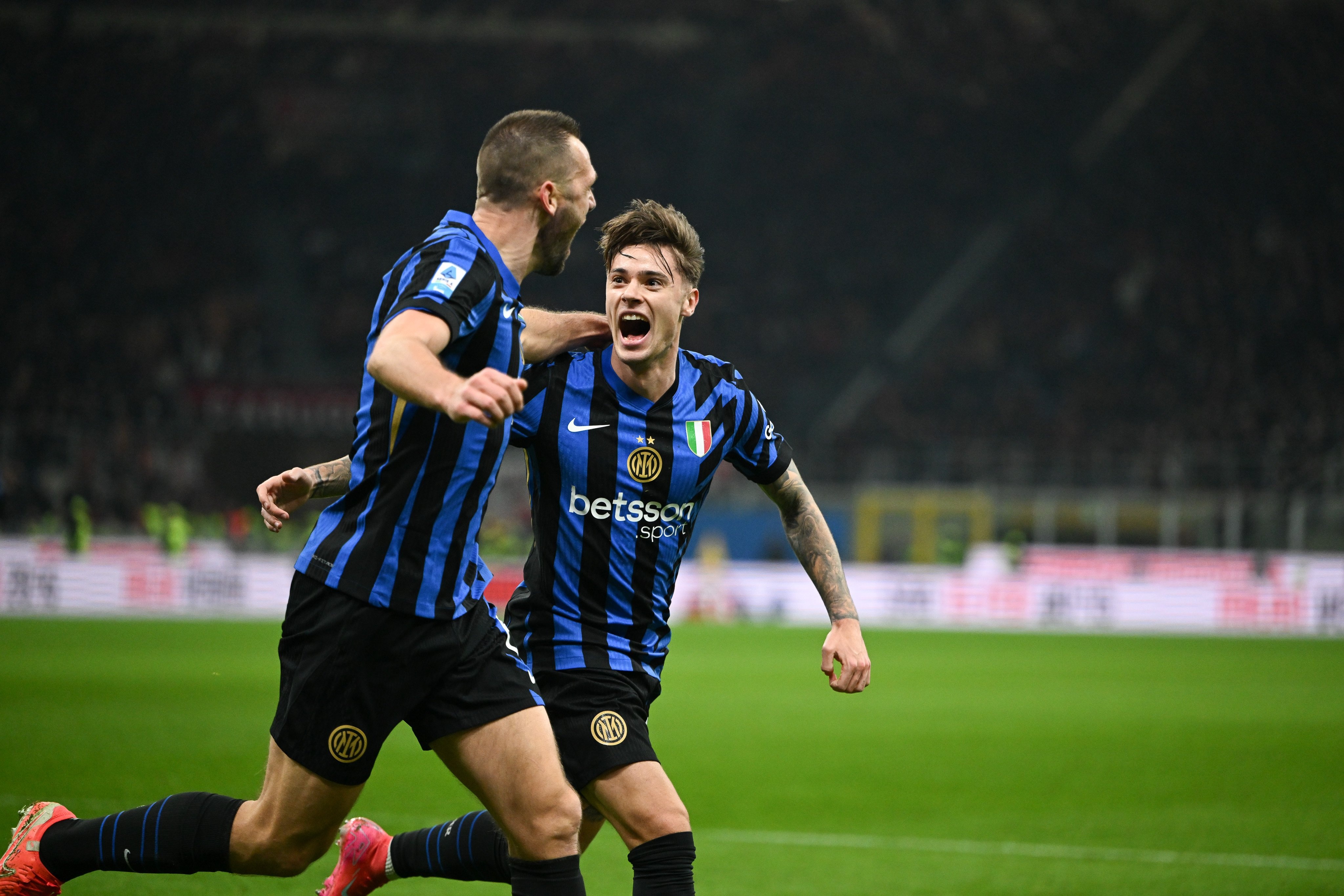 意天空：扎莱夫斯基以1700万欧元身价转投亚特兰大，罗马获10%二次分成