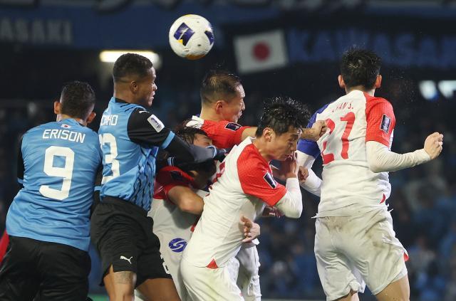 1741780167545072788.jpg (体育)(2)足球——亚冠精英联赛:上海申花对阵川崎前锋XxjpseC007247_20250312_PEPFN0A001.jpg